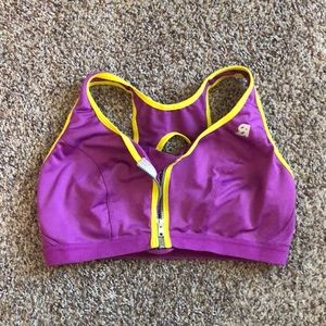 Shock absorber sports bra. 36D. Zips. Full support